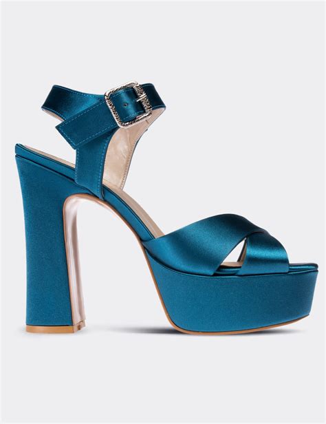 mavi abiye ayakkabı